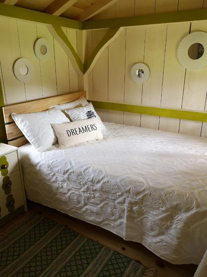 Dreamers Writing Farm, 3 Wooded Acres, Hepworth Sauble Beach Exterior foto